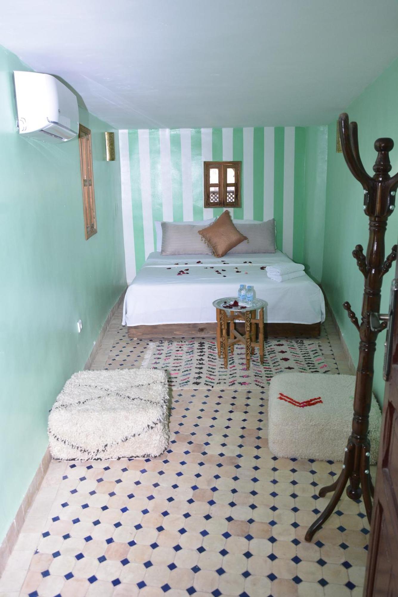 Riad Fes Colors & Spa - Family Lodging Fez Exterior foto