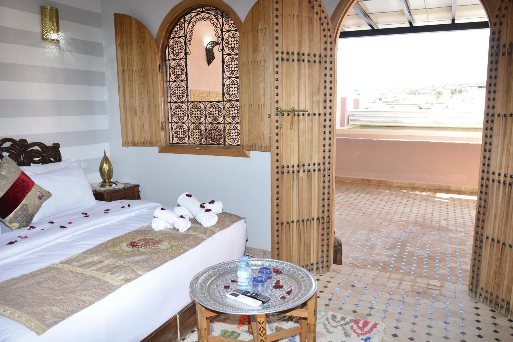 Riad Fes Colors & Spa - Family Lodging Fez Exterior foto